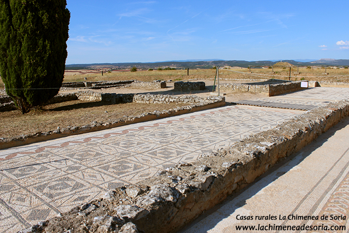ruinas romanas de clunia yacimiento arqueologico burgos peñalba de castro